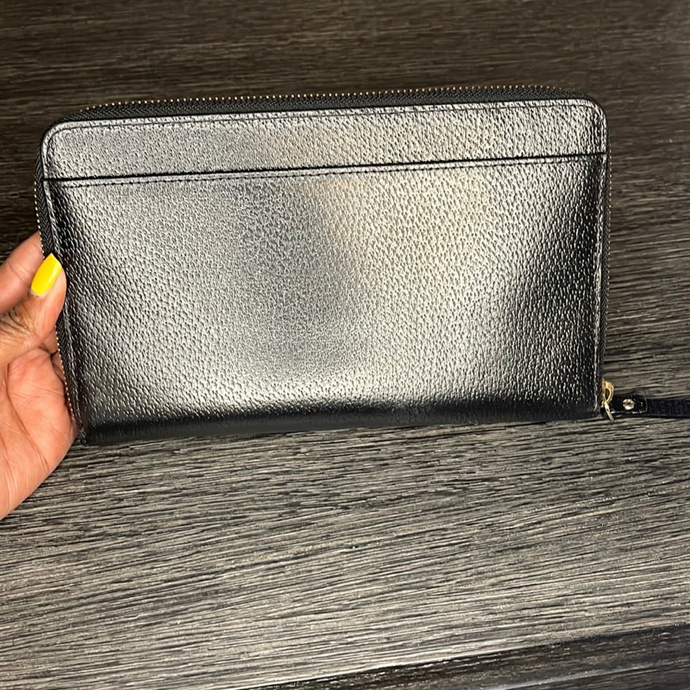 Kate Spade - Picture 3 of 8